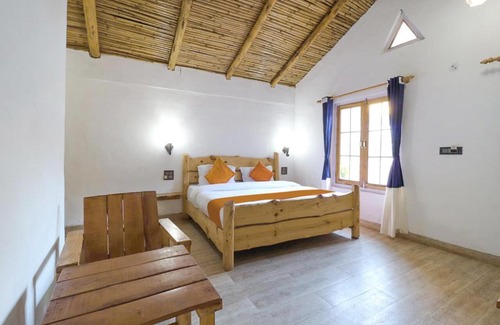 Naina Range Hotel | FabEscape Pine Hill View