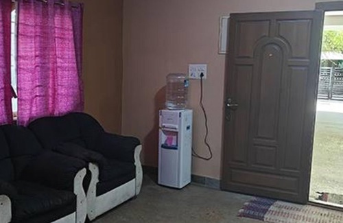 Chennai Hotel | Fabexpress Aathira Inn