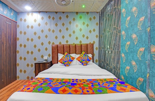 Aundh Hotel | Fabexpress Arya Inn