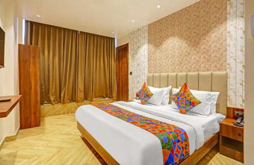 New Delhi House | FabExpress Baba's Inn Kirti Nagar