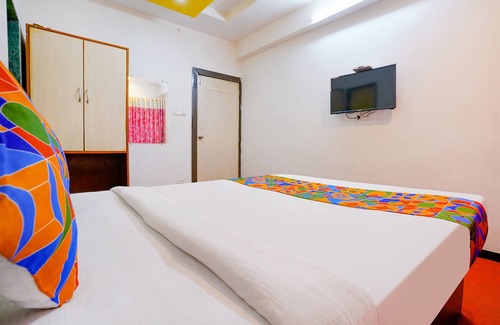 Nashik Road Hotel | Fabexpress Sai Chatra