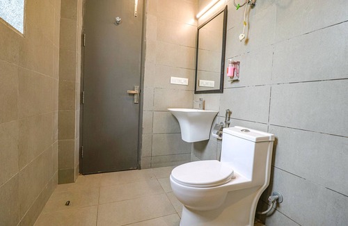 Sector 39 Hotel | Fabhotel Destiny Inn