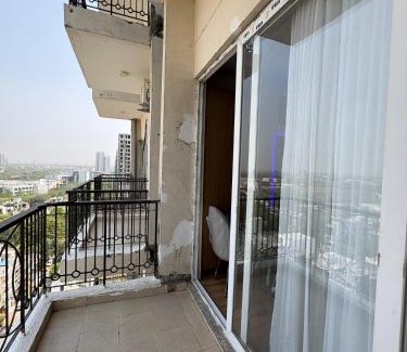Greater Noida Apartment | FabHotel Elegant Stay