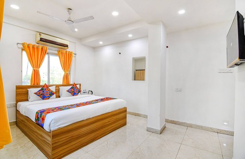Ballygunge Hotel | Fabhotel Grand Hazra Inn