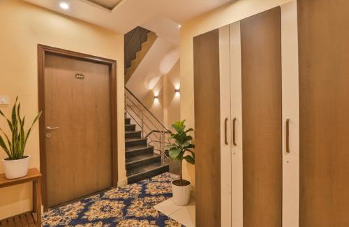 Kakarmatha Hotel | FabHotel LS Grand - Banaras Railway Station