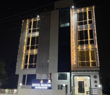 Varanasi Hotel | FabHotel Marine - Vishnu Temple Bada Lalpur