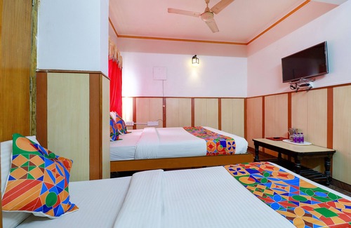 Rajajinagar Hotel | Fabhotel Shivaals Residency