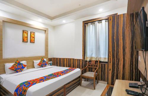 Noida Hotel | FabHotel The Horizon