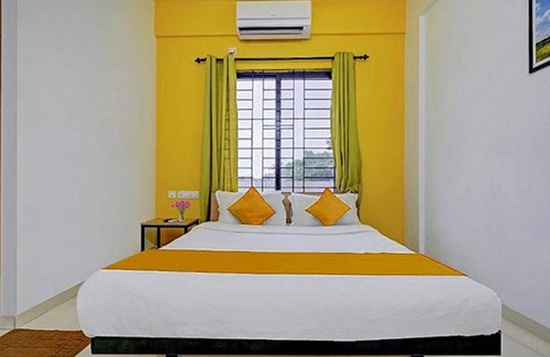 Kochi Hotel | Fabhotel The Paradise Inn Residency