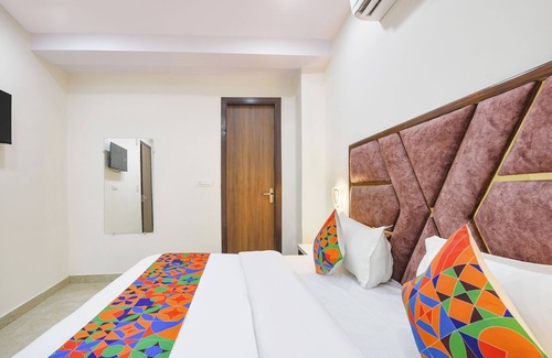 Kirti Nagar Hotel | Fabhotel Tulip Sarover