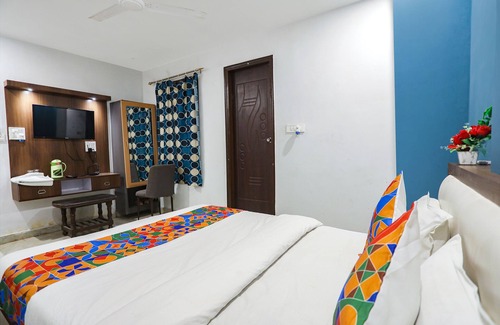 Allahabad Hotel | Fabhotel Usha Continental