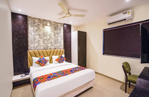 Kurla West Hotel | Fabhotel Well Back