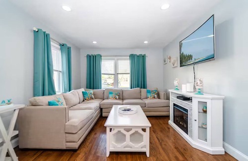 Long Branch Apartment | Fabulous Apt w/full amenities, blocks to beach!