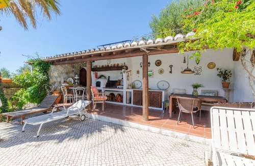 Terena Villa | Fabulous country house with pool set in historical town