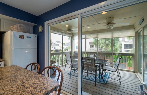 Spinnaker Beachhouses House | Fabulous Home - Lagoon/Golf Views! Walk to Beach/Pools/Golf/Dining! Amenity Cards!