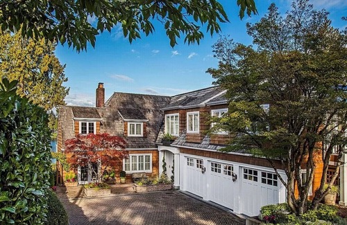 Medina House | Fabulous Lake Washington Estate Unlike Any Others - Sleeps 18