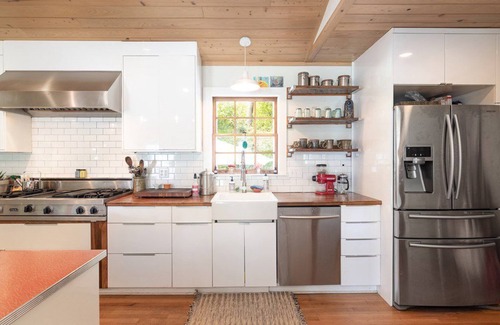 Oxford House | Fabulous Oxford Rental-Come stay the weekend of the entire month of July!