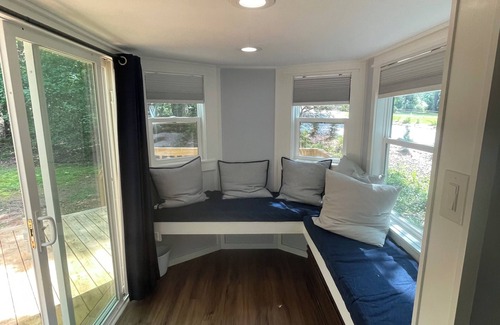 Seneca Cabin | Fabulous Tiny House with AC in charming Seneca