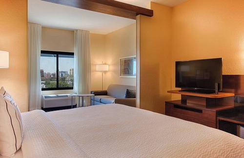 Bay Esplanade Hotel | Fairfield Inn & Suites by Marriott Clearwater Beach