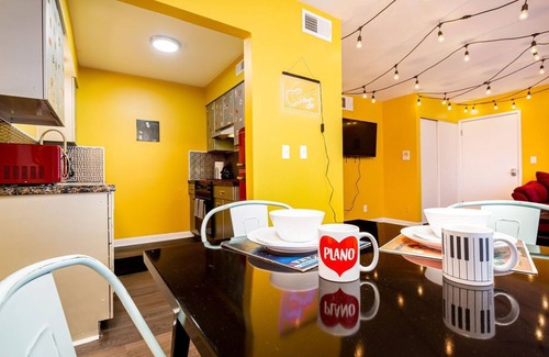 Lansing Apartment | FairLane #5| Gimme Shelter