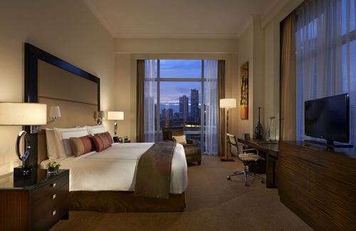 San Lorenzo Hotel | Fairmont Makati