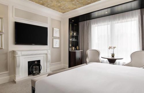 Runnymede Hotel | Fairmont Windsor Park