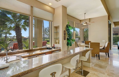 La Quinta House | FALL GETAWAYS 25% OFF Poolside Perfection 50ft Pool Dreamy Vibes