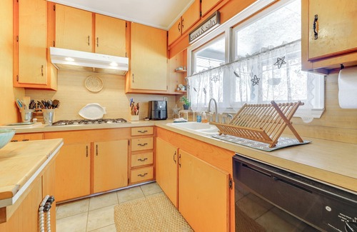 Hampstead House | Fall Home Getaway in Surf City Limits