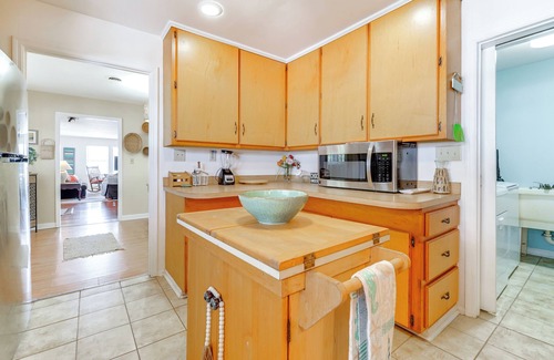 Hampstead House | Fall Home Getaway in Surf City Limits