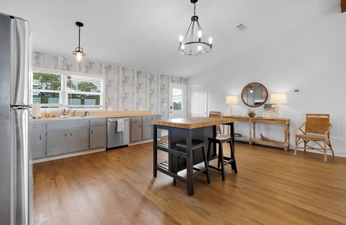 Alligator Point House | Fall in Love at A Point To Remember – Oceanfront Charm & Timeless Romance
