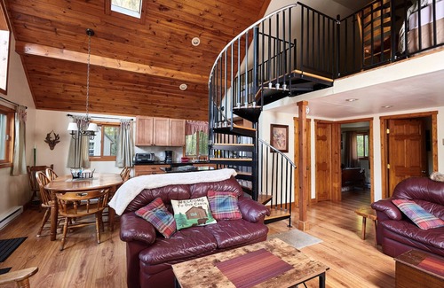Locust Lake Village Ski Chalet | FALL In Love With the Poconos! Great Location for Hunting, Hiking, and Relaxing