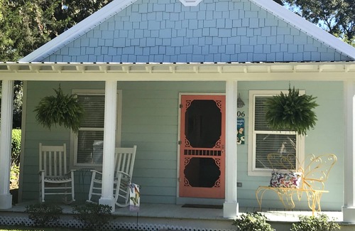 Biloxi Cottage | Fall Special Rates for Downtown Beach Cottage in Ocean Springs!