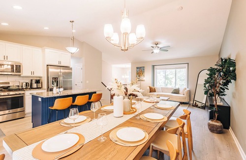 Blaine House | Fall Twin Cities Suburban Retreat: 4BR with Game Room & Big Yard Near NSC & TPC