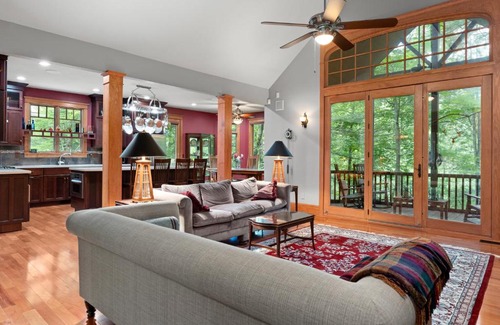 Lake Lure House | Falling Waters at Rumbling Bald