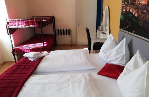 Bad Kleinkirchheim Bed & Breakfast | Familienzimmer Typ C - Hotel Kirchenwirt