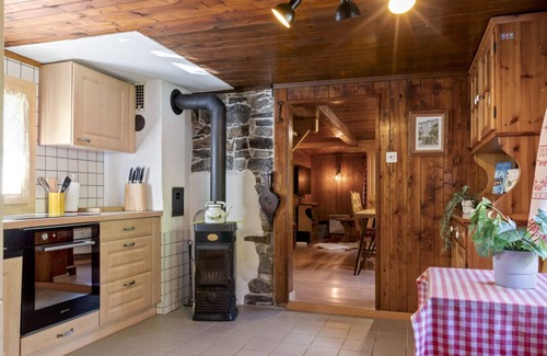 Jaun House | Family and Nature in a Traditional Chalet