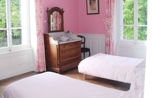 Haute-Rivoire Other | Family castle in a 5 hectares park between Lyon and St Etienne