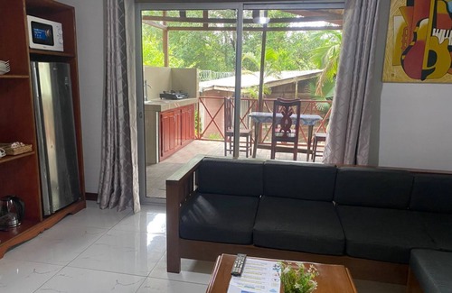 Kribi Ski Chalet | Family Chalet 3BR/6P · Balcony · Beach · B’fast op