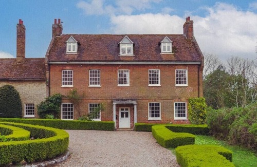 Ware House | Family Escape To The Countryside