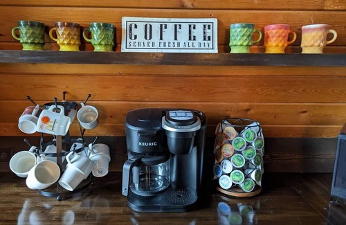 Guntersville Cabin | Family Fave A-Frame Cabin! Walk to Lake! Nov Stay!