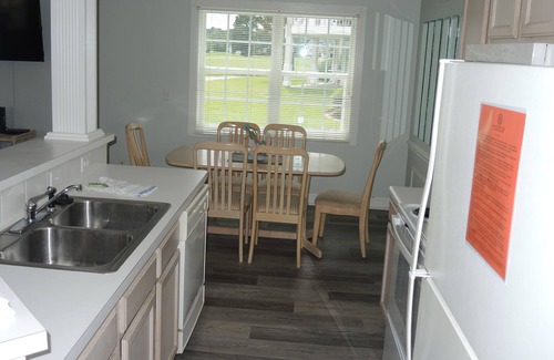 Calabash Villa | Family Friendly 2 bedroom, 2 bath, with great resort amenities(503)
