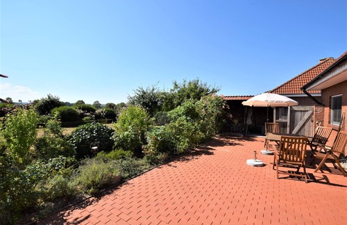 Hohwacht Apartment | "Family-friendly amber chalet: your oasis on the Baltic Sea for 4 people!"