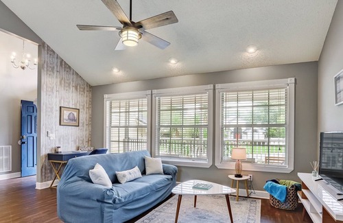 Golden Glades - The Woods House | Family friendly, centrally located to beaches, town center and restaurants.