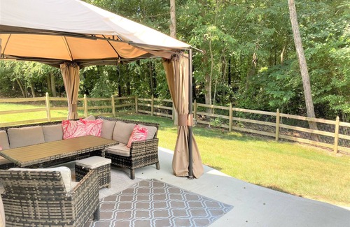 Indian Trail House | Family Friendly Charlotte Home with Fenced in Back Yard