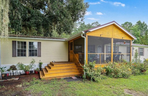Seabrook Other | Family Friendly, Equine Friendly,