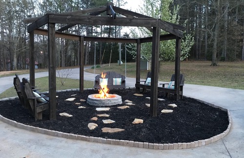 Hartwell House | Family friendly; Grill; Kayaks; Large Fire Pit area; Game room