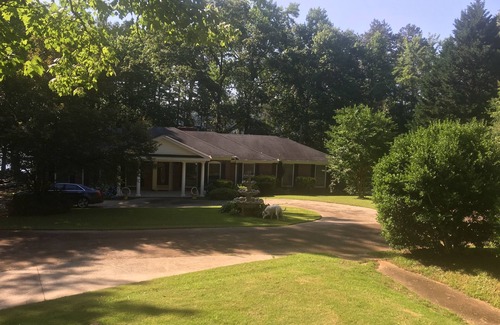 Martin House | Family Friendly Lake Front Home with Amazing Views