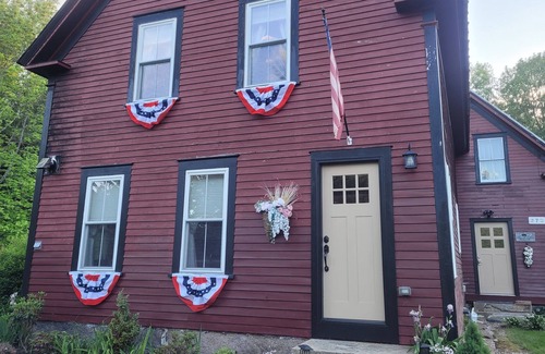 Conway House | Family Friendly Modern Farmhouse- Super location - Ready for summer fun!