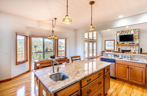 River Ridge House | Family-Friendly Mountain View Retreat w/3 Decks, Game Room, Grill, & Free WiFi