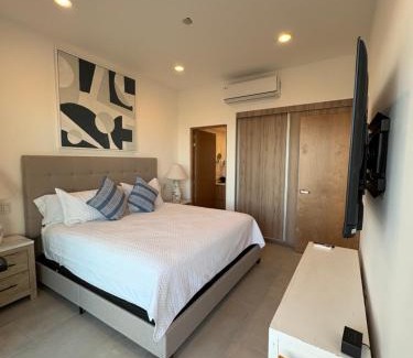 Cabo San Lucas Apartment | Family-Friendly Oceanview Retreat Resort Access